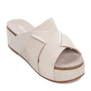 Antelope Cross Slide Sandal Tan/Khaki